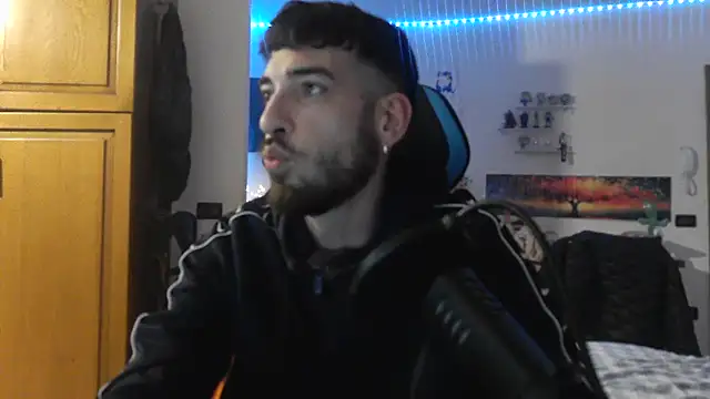 maestroboris95 online show from February 9, 2026, 12:52 am