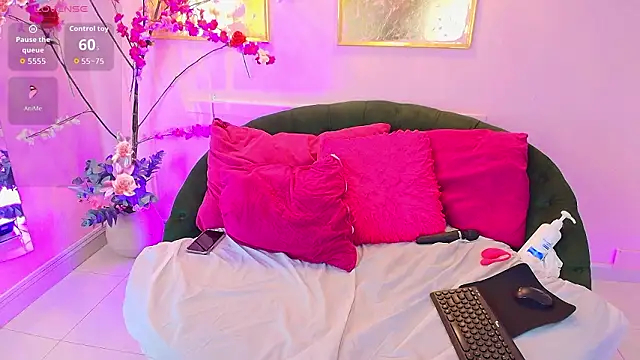 Snapshot of sabrina_lafaux_cr chatting on February 25, 2026, 7:25 pm sabrina lafaux cr online show from February 25, 2026, 7:25 pm