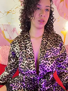 Snapshot of Woo_isDaphne chatting on June 20, 2026, 10:59 pm Woo isDaphne online show from June 20, 2026, 10:59 pm