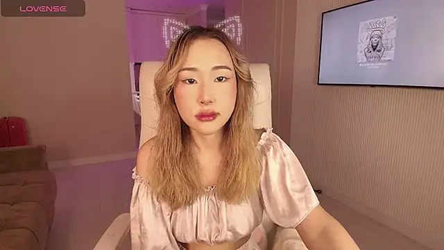 Snapshot of amy_akime chatting on February 23, 2026, 1:29 am amy akime online show from February 23, 2026, 1:29 am