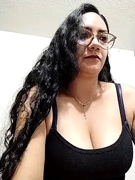 Salma-sweet online show from April 7, 2026, 3:30 am