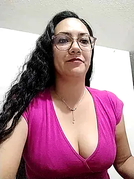 Snapshot of Salma-sweet chatting on February 23, 2026, 2:57 am Salma-sweet online show from February 23, 2026, 2:57 am