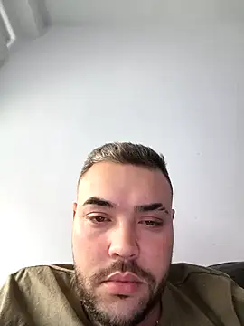 joaoFelipeec online show from March 28, 2026, 3:24 pm