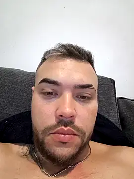 joaoFelipeec online show from March 27, 2026, 9:54 am