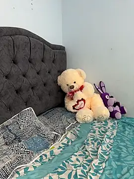 two cam latin online show from April 14, 2026, 3:55 am