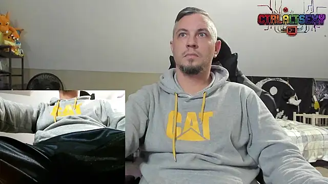 Snapshot of CtrlAltSexy chatting on February 17, 2026, 11:35 pm CtrlAltSexy online show from February 17, 2026, 11:35 pm