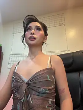 goddess athena69 online show from April 5, 2026, 6:47 pm