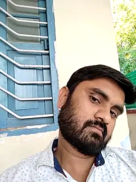 loyalboy 0052 online show from April 6, 2026, 11:33 am