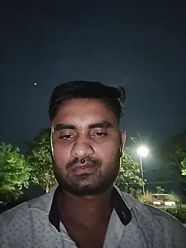 loyalboy 0052 online show from June 1, 2026, 1:44 pm