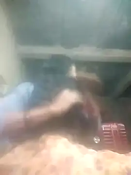 Snapshot of Loomaraj chatting on February 17, 2026, 12:57 pm Loomaraj online show from February 17, 2026, 12:57 pm