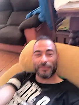 Erchipi online show from April 13, 2026, 2:10 pm