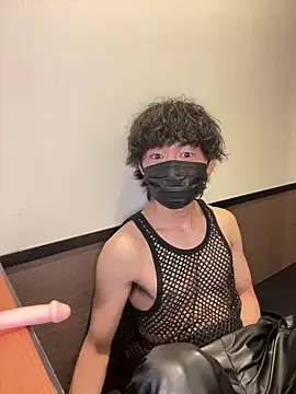 --ha-ru-- online show from March 13, 2026, 11:04 am