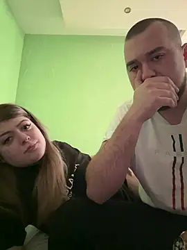 secretdoll00 online show from February 11, 2026, 8:47 am