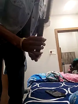 Sam03s online show from April 15, 2026, 2:21 pm