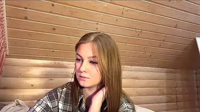 TessSamul online show from April 25, 2026, 5:10 pm