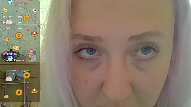 Snapshot of CurvyWild_Lady30 chatting on June 16, 2026, 10:26 am CurvyWild Lady30 online show from June 16, 2026, 10:26 am