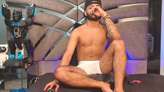 Xanderstone00 online show from June 27, 2026, 12:22 pm