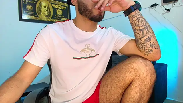 Xanderstone00 online show from April 3, 2026, 6:25 pm