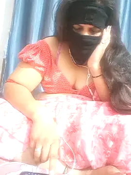 Snapshot of couple_new_enjoy chatting on April 7, 2026, 5:26 pm couple new enjoy online show from April 7, 2026, 5:26 pm
