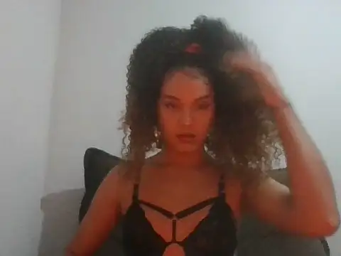 Snapshot of 4petitosa_ chatting on August 2, 2026, 5:50 am 4petitosa online show from August 2, 2026, 5:50 am