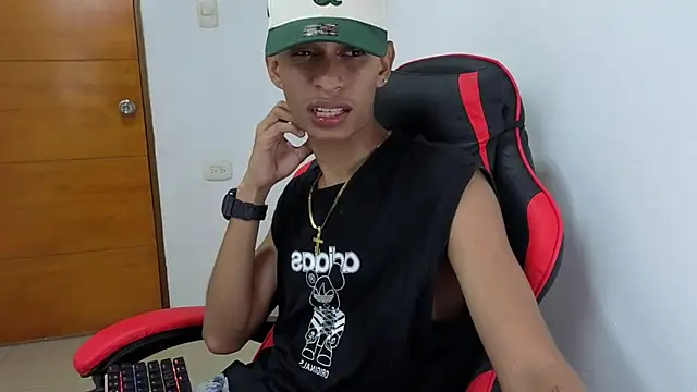 Niklausxxx online show from February 26, 2026, 7:19 am