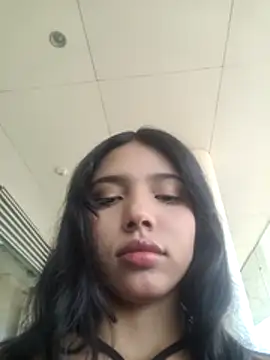 Snapshot of jadelaurent chatting on February 27, 2026, 7:46 pm jadelaurent online show from February 27, 2026, 7:46 pm