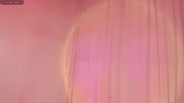 spicyvainilla  online show from February 20, 2026, 1:13 am