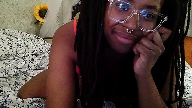 hazelhanes online show from February 13, 2026, 4:56 am