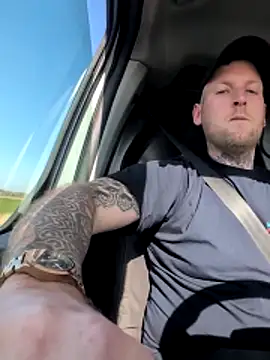 Snapshot of dave32000 chatting on March 4, 2026, 11:40 am dave32000 online show from March 4, 2026, 11:40 am