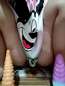 sexy-plane online show from March 27, 2026, 11:49 pm