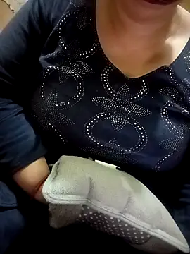 Simran 008 online show from February 10, 2026, 10:31 pm