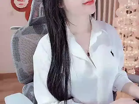 Agnelyn    online show from February 23, 2026, 1:55 pm