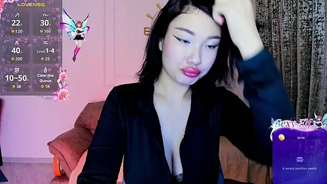 sexaxion lee online show from March 9, 2026, 8:34 pm