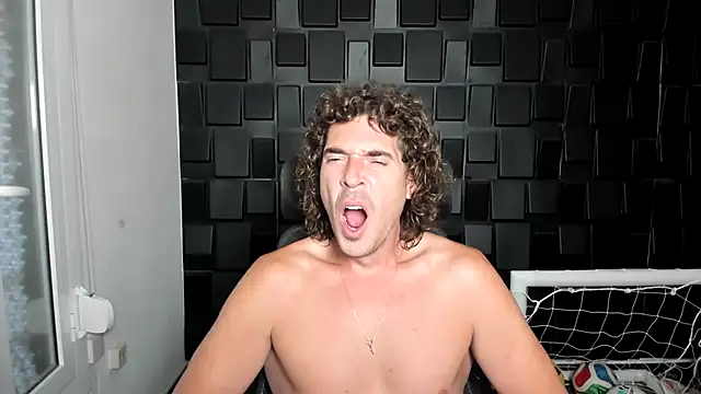 joaquin420 hot online show from July 28, 2026, 2:05 pm