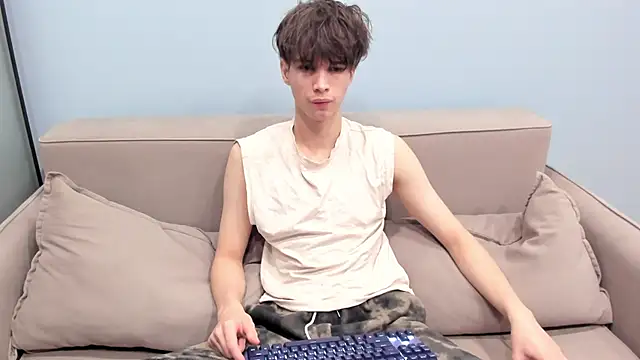 Ur NextDoor Boy online show from February 13, 2026, 7:03 pm