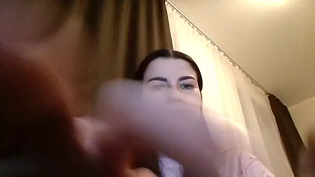 Snapshot of Clover_Shine chatting on February 24, 2026, 6:31 pm Clover Shine online show from February 24, 2026, 6:31 pm