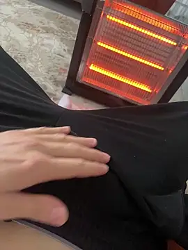 fenasixx online show from February 25, 2026, 11:43 am