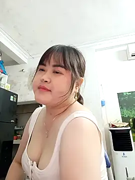 Kee-kimlee online show from April 10, 2026, 2:02 pm