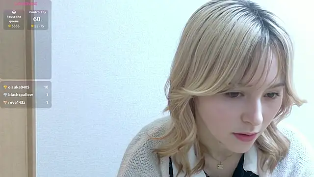 Snapshot of e_ri_ka93 chatting on June 18, 2026, 1:38 pm e ri ka93 online show from June 18, 2026, 1:38 pm