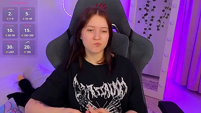 MmollyMay online show from February 20, 2026, 10:17 am