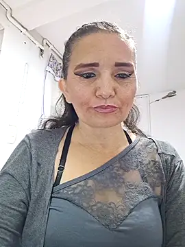 Snapshot of Alexamontiel_ chatting on February 14, 2026, 3:12 pm Alexamontiel online show from February 14, 2026, 3:12 pm