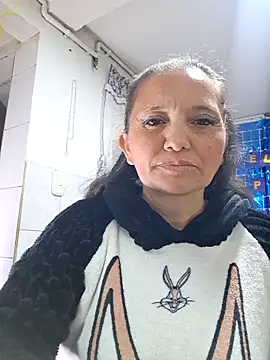 Alexamontiel  online show from March 18, 2026, 11:27 pm