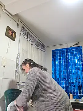 Snapshot of Alexamontiel_ chatting on February 22, 2026, 10:22 pm Alexamontiel online show from February 22, 2026, 10:22 pm