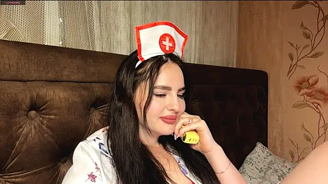 charmybae online show from February 25, 2026, 4:07 pm