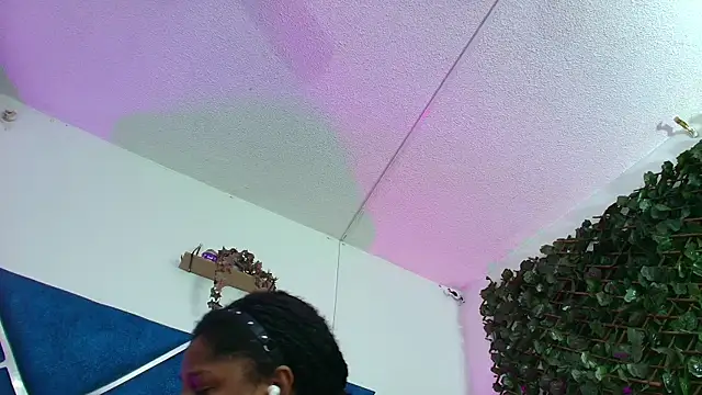 AlexaRousse4u online show from April 9, 2026, 2:13 am