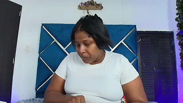 Snapshot of AlexaRousse4u chatting on June 6, 2026, 10:26 pm AlexaRousse4u online show from June 6, 2026, 10:26 pm