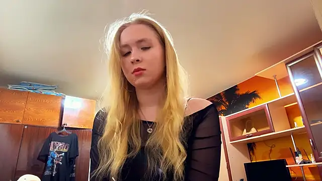 RoseBakeer online show from February 15, 2026, 9:25 pm