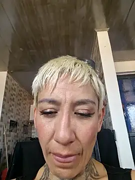 Everlyn sexx online show from July 22, 2026, 7:16 pm