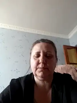 LockyCharm111 online show from February 14, 2026, 2:06 pm