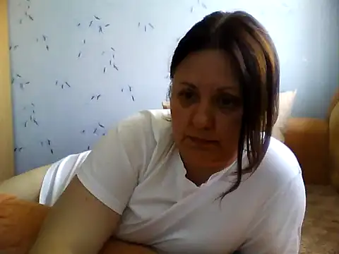 Snapshot of LockyCharm111 chatting on June 25, 2026, 7:24 am LockyCharm111 online show from June 25, 2026, 7:24 am
